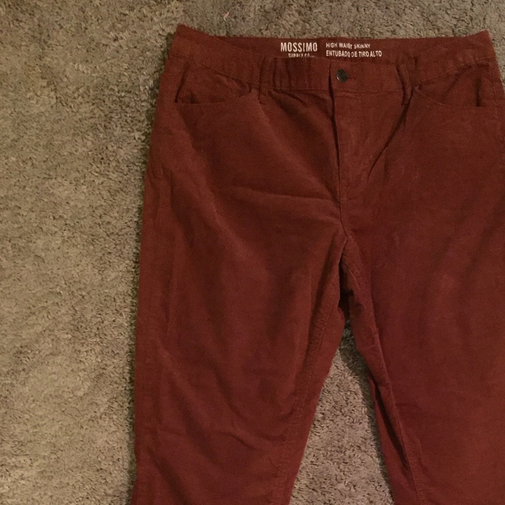 Mossimo burnt orange/red corduroy Capri pants.